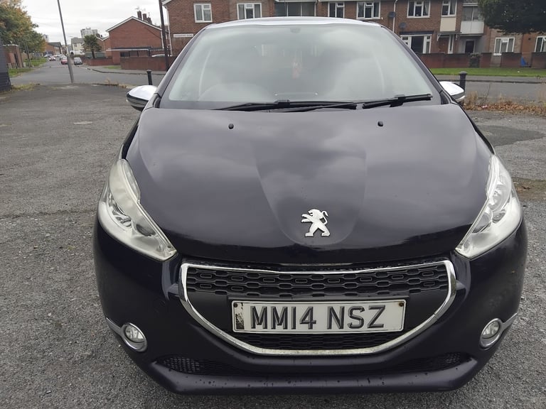Peugeot, 208, Hatchback, 2014, Manual, 1199 (cc), 5 doors