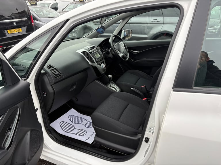 2013 Hyundai ix20 1.6 Active Hatchback 5dr Petrol Auto Euro 5 (123 bhp) Petrol