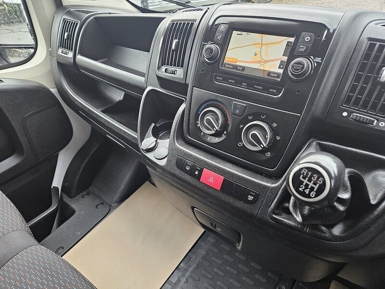 2021 Peugeot Boxer BlueHDi 335 Professional L3H2 Euro 6 140ps Panel Van Diesel Manual