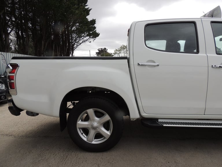 2014 Isuzu D-Max 2.5TD Yukon Double Cab 4x4 PICK UP Diesel Manual