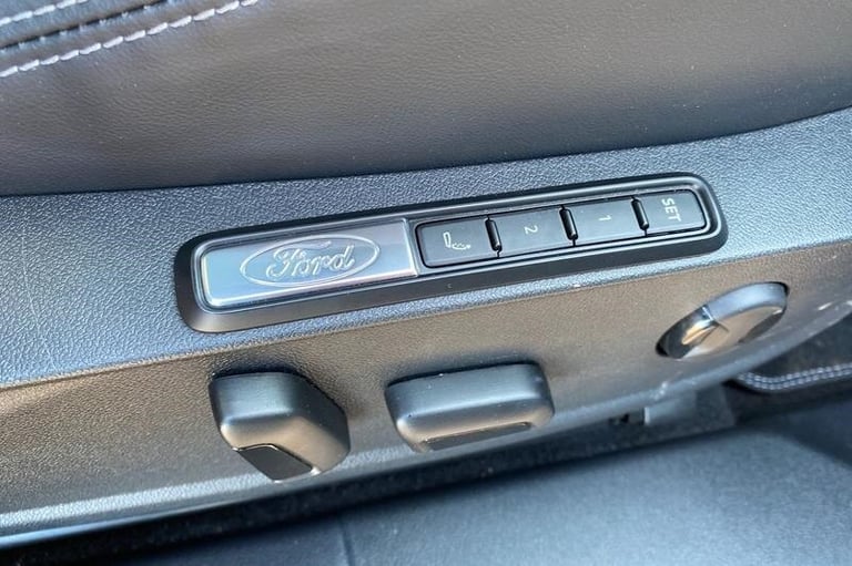 2024 Ford Capri 210kW Premium 77kWh 5dr Auto**Panoramic Roof, Adaptive Cruise, Blind Spot I Estat...