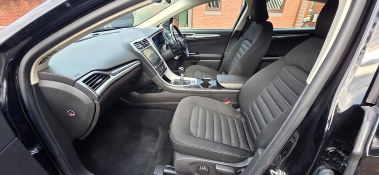 2018 Ford Mondeo 2.0 TDCi ECOnetic Zetec Edition 5dr HATCHBACK Diesel Manual