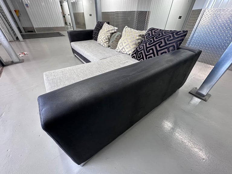 Great DFS Corner L SHAPE SOFA - DELIVERY