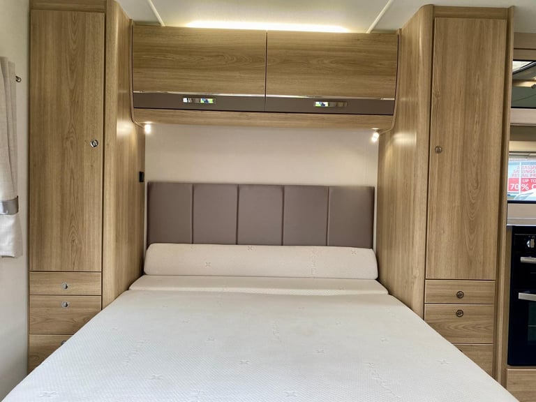 2020 Elddis Avante 454. 2 Berth. Island bed, Touring Caravan