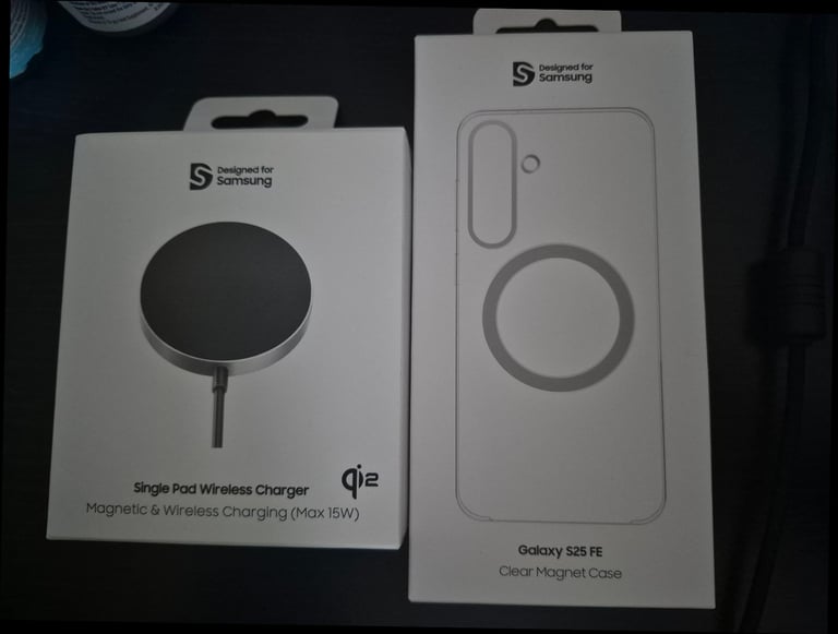image for Samsung Galaxy S25 FE Magnetic Case +Wireless Charger 