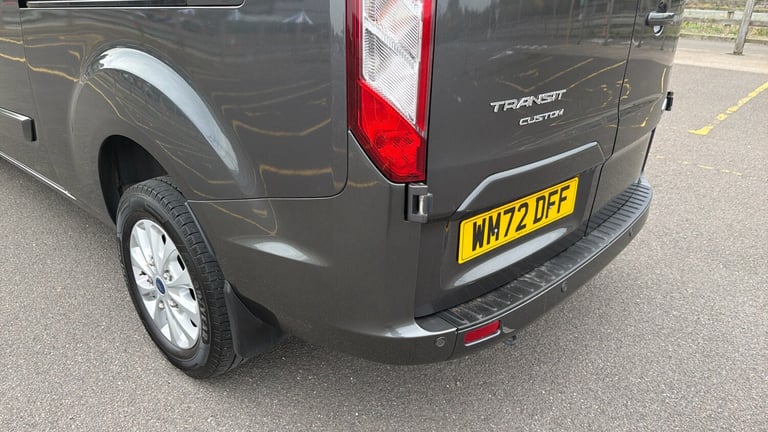 2022 Ford Transit Custom 2.0 EcoBlue 170ps Low Roof D/Cab Limited Van Auto PANEL VAN DIESEL Autom...