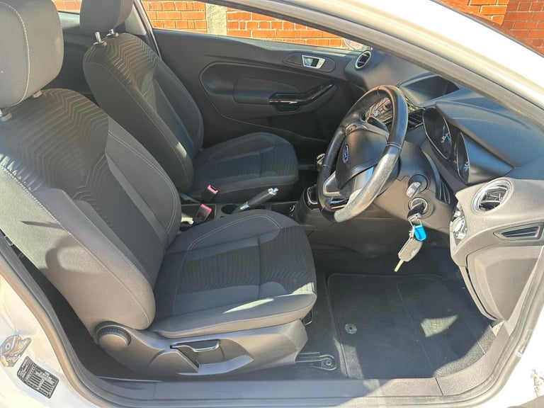 FORD FIESTA 1.3 Zetec 2012