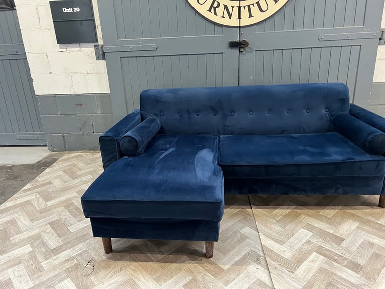 Blue velvet L shape sofa, FREE DELIVERY 