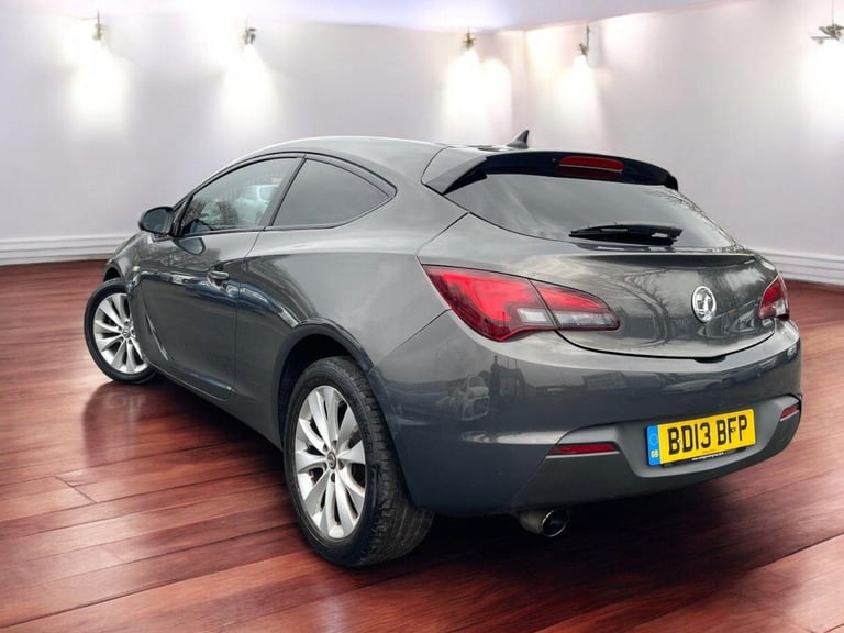 2013 Vauxhall Astra 1.4T SRi Euro 5 (s/s) 3dr Petrol