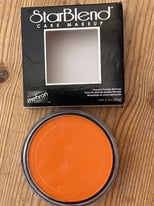 image for Star blend cake make up. Brand new in box. £3.