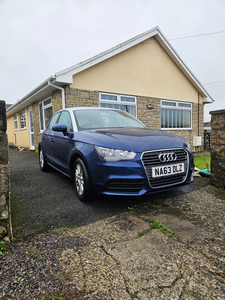 Audi, A1, Hatchback, 2013, Manual, 1598 (cc), 5 doors