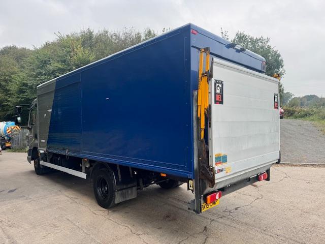 2019 19 DAF LF 180 Euro 6 20ft box DEL column tail-lift Auto