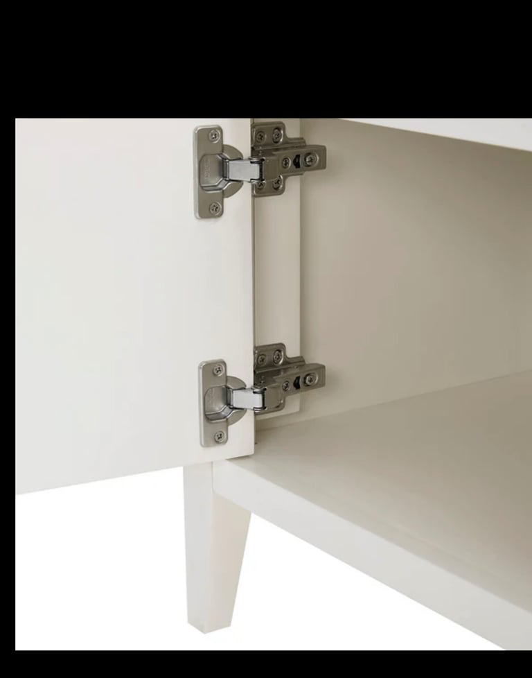Dusk tv unit 