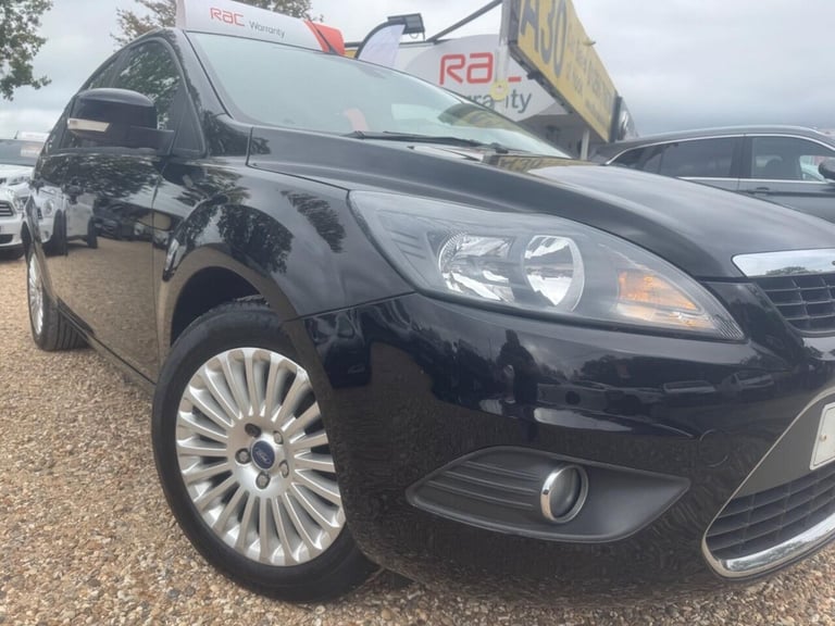 2011 Ford Focus 1.6 TDCi Titanium 5dr [110] [DPF] HATCHBACK DIESEL Manual