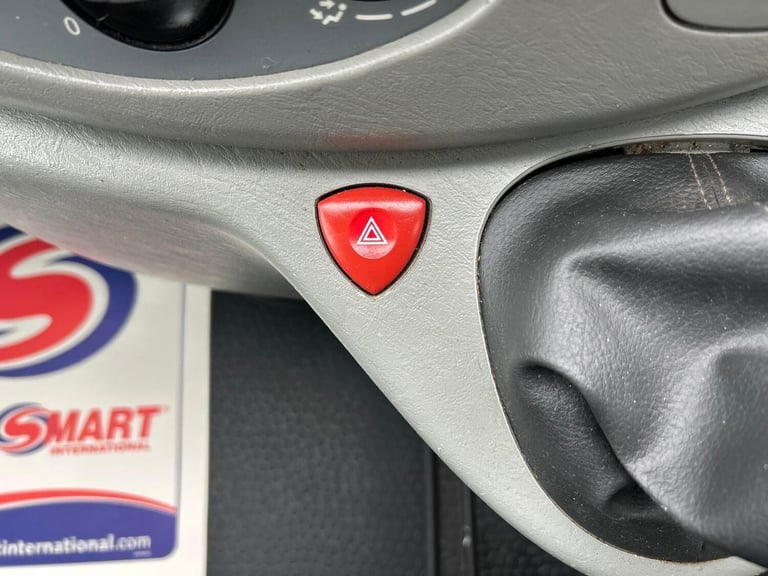 2013 Vauxhall Vivaro 2.0 2900 CDTi Sportive FWD L3 4dr PANEL VAN Diesel Manual