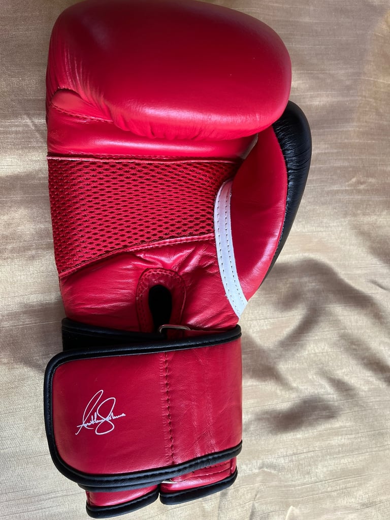 Boxing glove autographed by Anthony Joshua