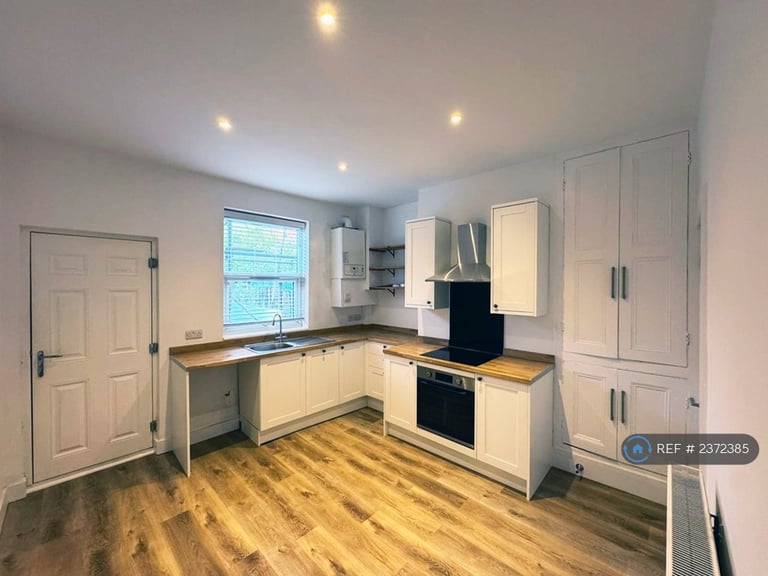 image for 4 bedroom house in Brooklyn Road, Sheffield, S8 (4 bed) (#2372385)
