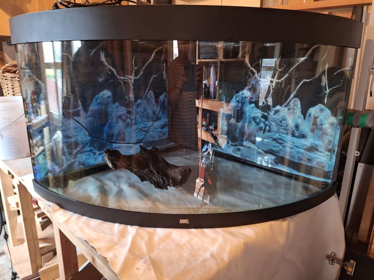 300ltr Corner Fish Tank (Juwel)