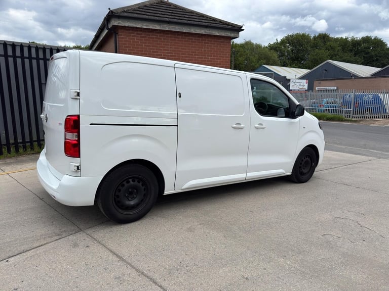 2022 Vauxhall Vivaro 1.5 Turbo D 2700 Sportive L1 H1 Euro 6 (s/s) 5dr PANEL VAN Diesel Manual