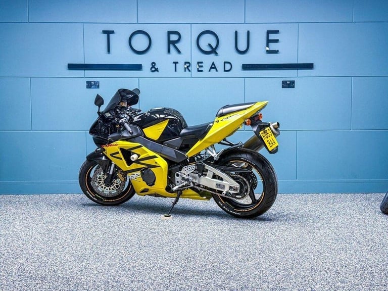 2004 53 HONDA CBR900RR FIREBLADE 954CC - AKRO EXHAUST - COLLECTOR BIKE