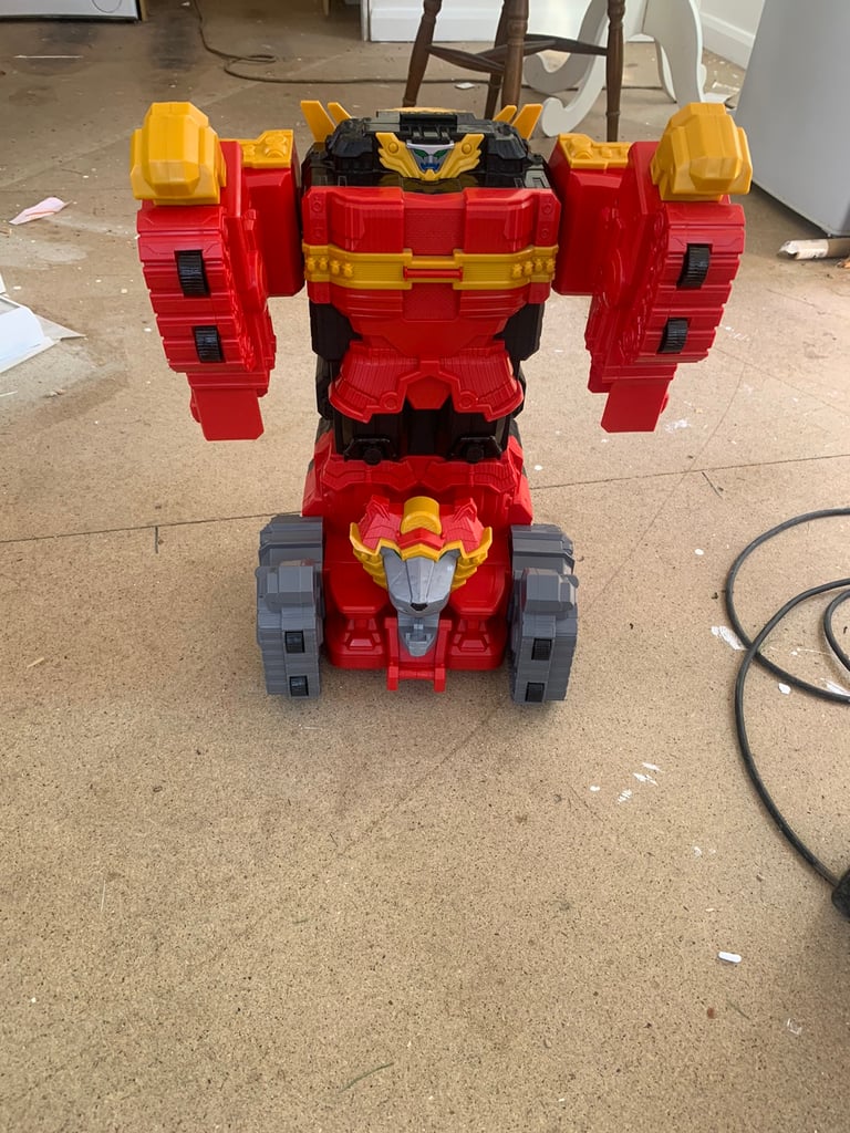 Power ranger transformer toy 