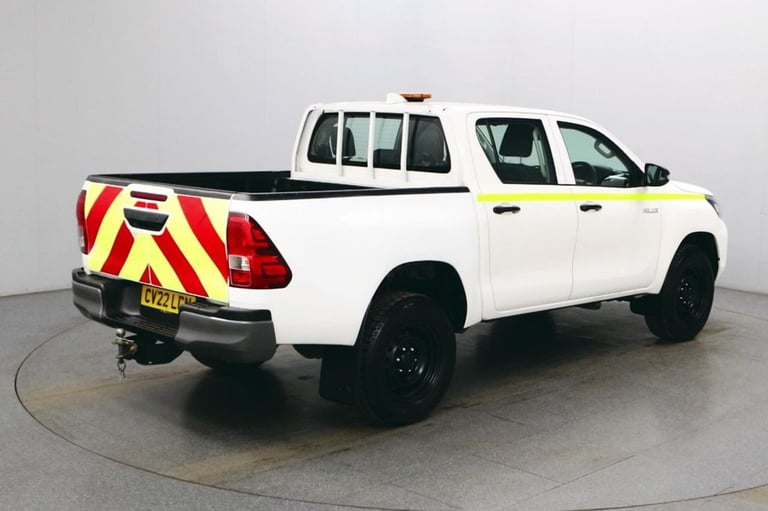 2022 Toyota Hilux 2.4 D-4D Active Pickup Double Cab 4WD 150 BHP Euro 6 ULEZ Free PICKUP Diesel Ma...