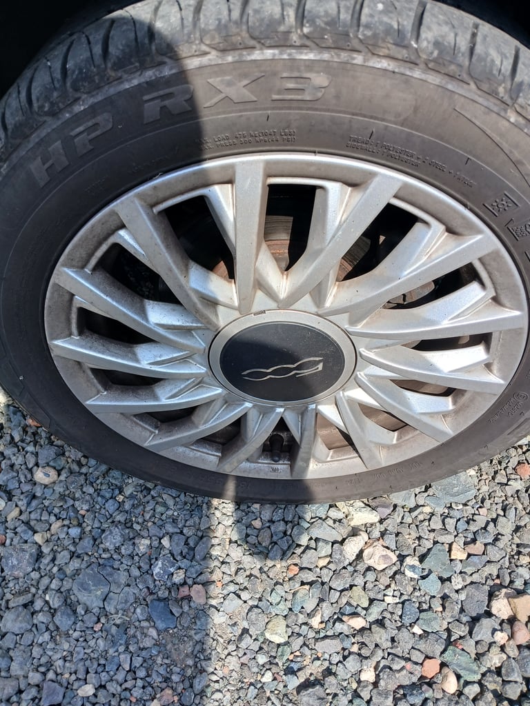 Fiat, 500, lounge  Hatchback, 2018, Manual, 1242 (cc), 3 doors