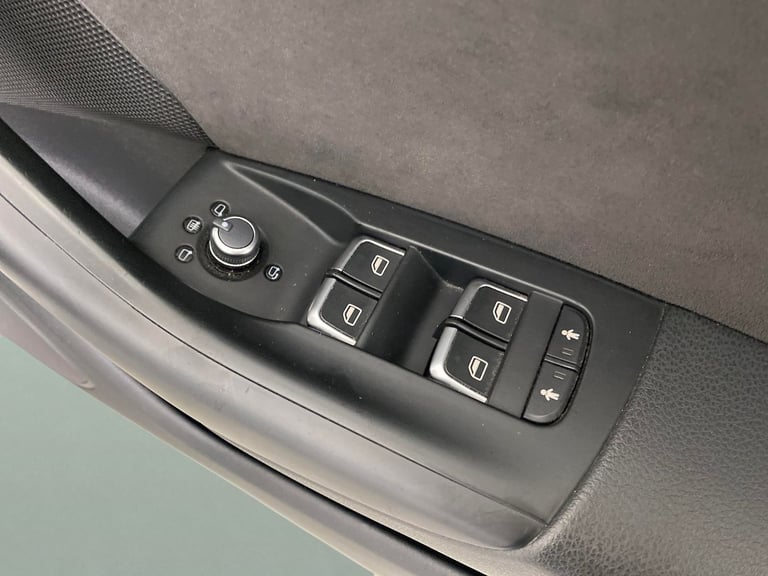 2017 Audi Q3 2.0 TDI S line Plus SUV 5dr Diesel S Tronic quattro Euro 6 (s/s) (184 ps) - Suv Dies...