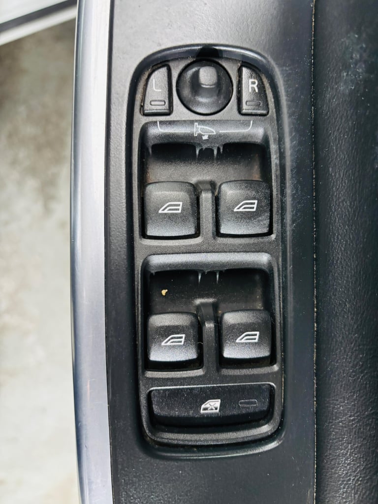 2014 Volvo V60 2.0 D4 R-Design Lux Euro 6 (s/s) 5dr ESTATE Diesel Manual