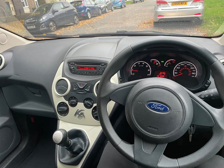Ford, KA, Hatchback, 2012, Manual, 1242 (cc), 3 doors