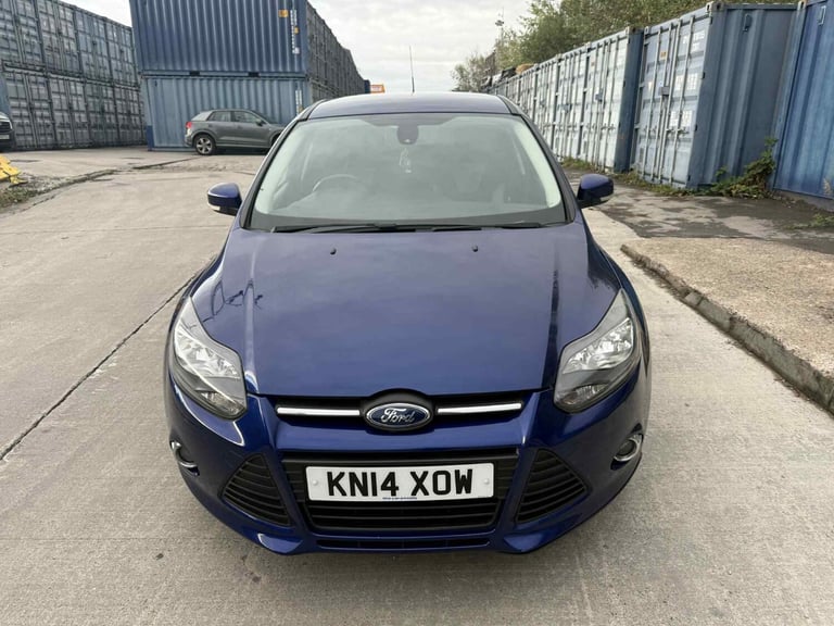 2014 Ford Focus 1.0 EcoBoost Zetec Navigator 5dr HATCHBACK Petrol Manual