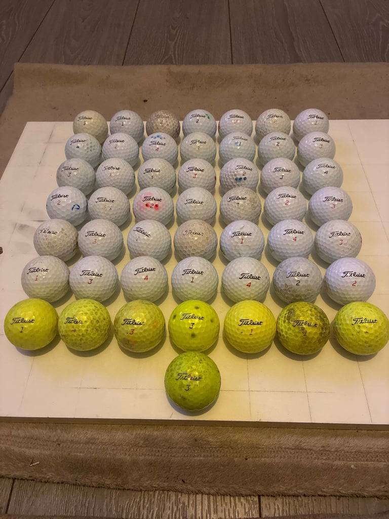 image for 50 x Titleist golf balls