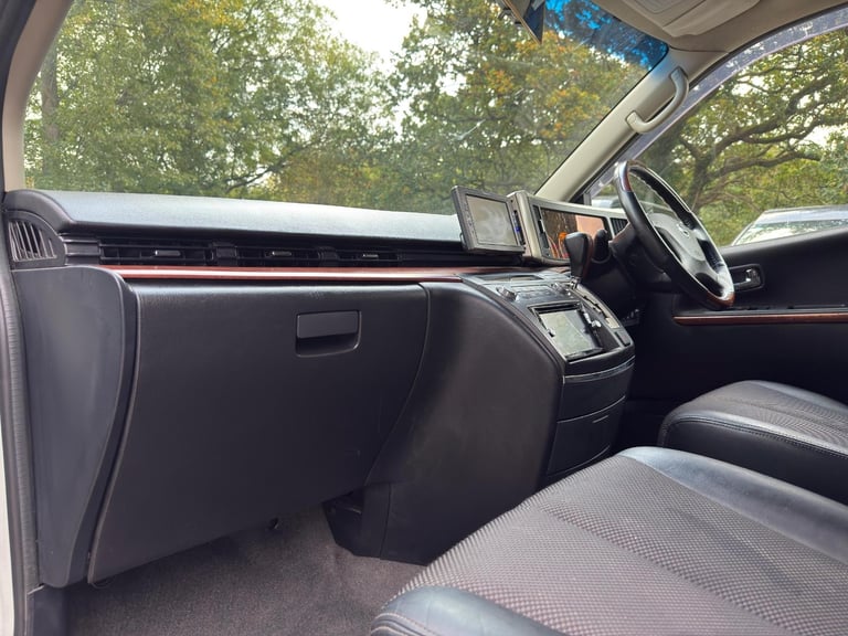 2007 Nissan Elgrand POP TOP 4 Berth Full Camper Conversion