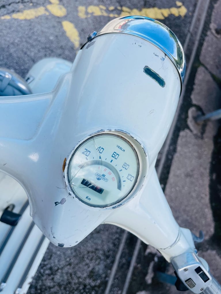 Lambretta Li 150 Spanish scooter  196 RT , 5-SPEED ORIGINAL PAINT 