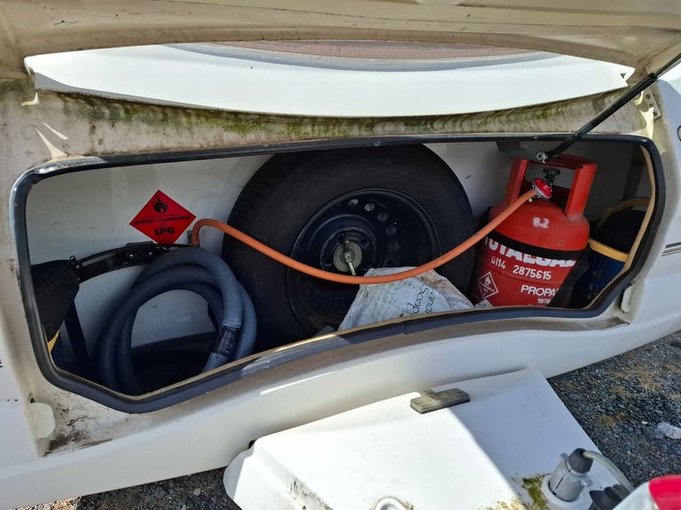 2004 ABBEY Vogue GTS 416 4 berth caravan with full size AWNING and MOTOR MOVER