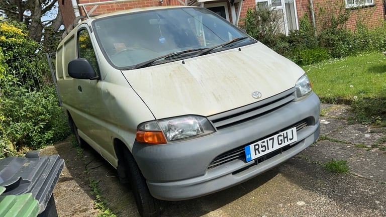 TOYOTA WANTED HILUX, HIACE, LANDCRUISER, COROLLA , RAV4,YARIS 