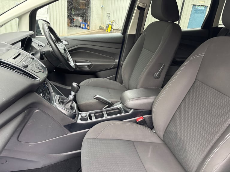 Ford, C-MAX, MPV, 2015, 1.5 Diesel manual 5dr hatchback.