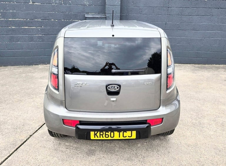 2011 Kia Soul 1.6 CRDi Tempest Auto Euro 4 5dr HATCHBACK Diesel Automatic