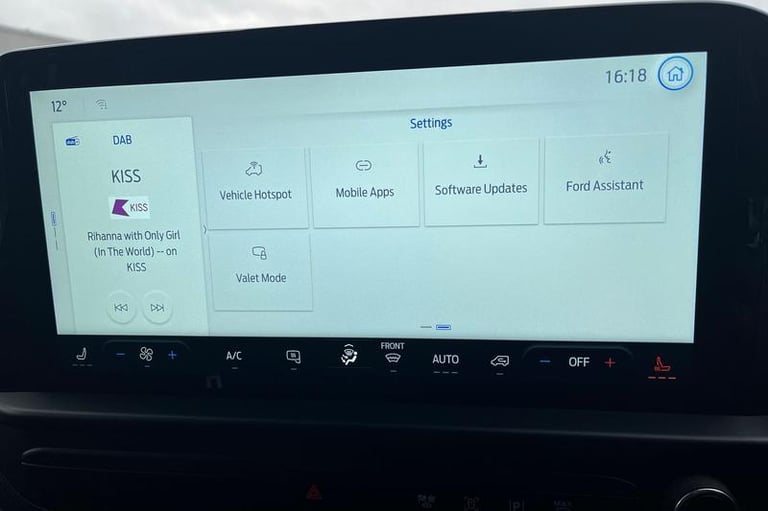 2025 Ford Transit Custom 2.5 PHEV 232ps H1 Double Cab Van Limited Auto PANEL VAN PETROL/ELECTRIC ...