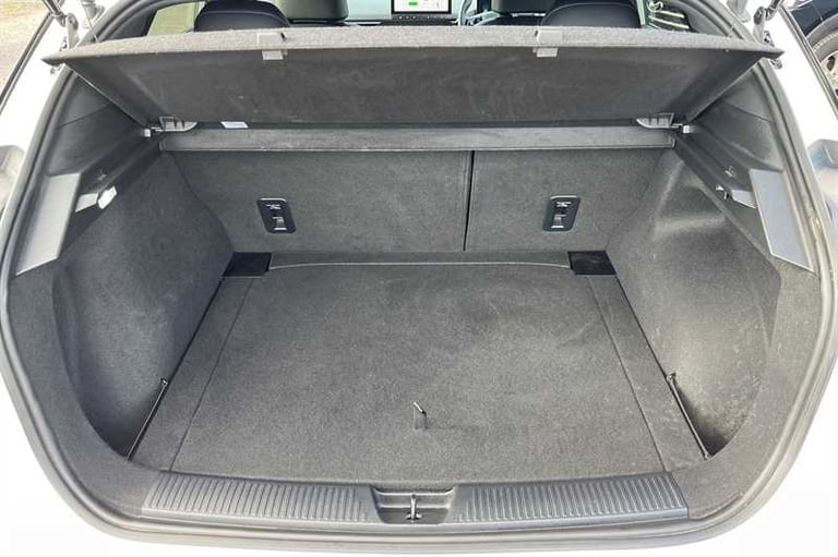 2023 MG MG4 64kWh Trophy Long Range Hatchback 5dr Electric Auto (203 ps) Hatchback Electric Autom...