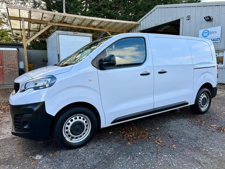 2023 Peugeot Expert 2.0 BlueHDi 1400 Professional Premium + Standard Panel Van MWB Euro 6 6dr PAN...