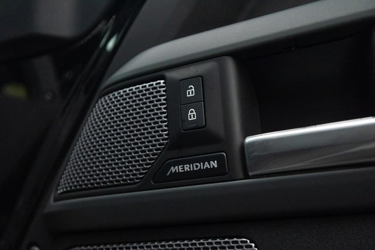 2024 Land Rover Defender 110 3.0 D250 MHEV X-Dynamic SE Auto 4WD Euro 6 (s/s) 5dr ESTATE Diesel A...