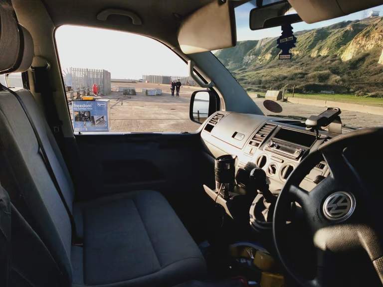 QUICKSILVER SURF/SKI/SKATE VW T5 TRANSPORTER CAMPERVAN - Custom Glastonbury Pop-up Motel