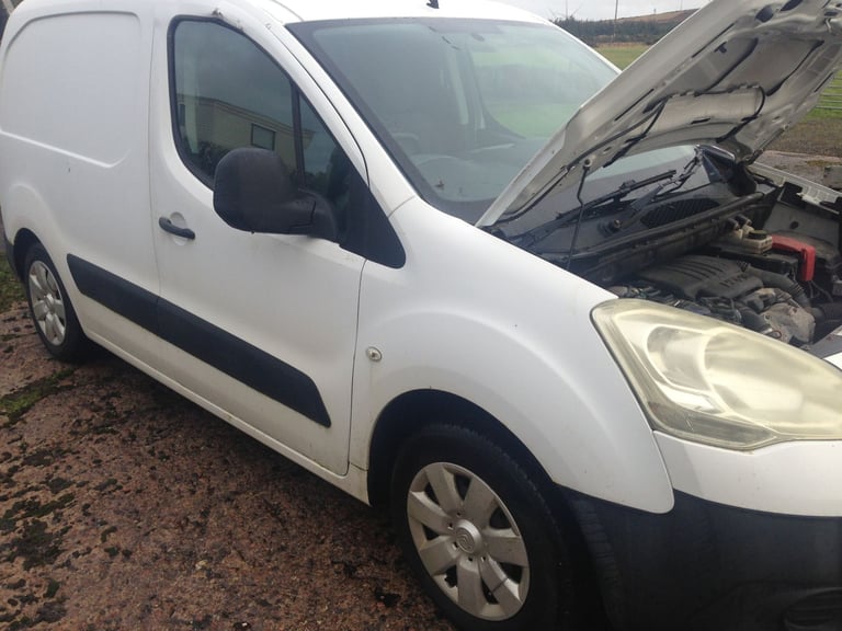 BREAKING CITROEN BERLINGO VAN 1.6 HDI 2012 76,000 MILES ALL PARTS AVAILABLE 