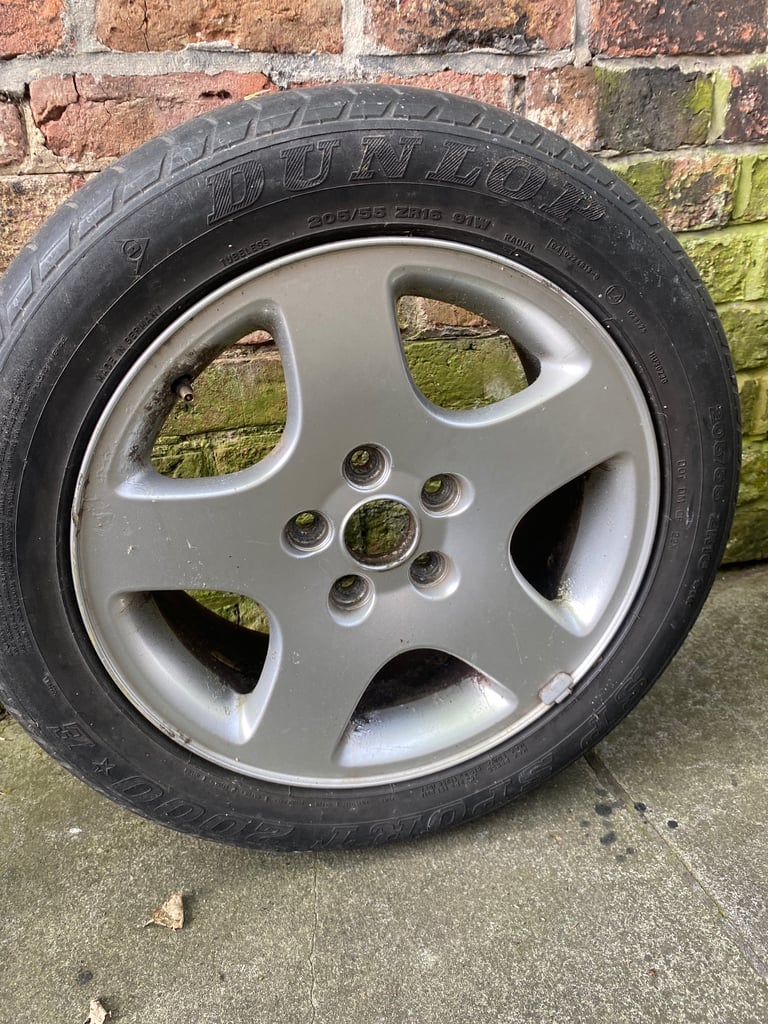 Audi A4 alloy tyre wheel 5 bar 205 / 55 - 205/55