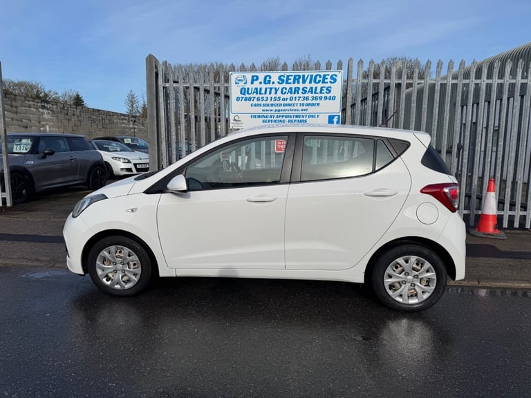 2014/14 HYUNDAI i10 1.0 SE 5DOOR ONLY 49K FULL HISTORY £20 ROAD TAX GREAT MPG 