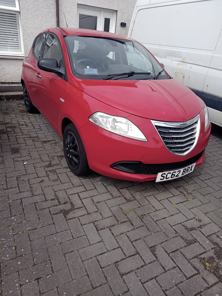 Chrysler, YPSILON, Hatchback, 2012, Manual, 1242 (cc), 5 doors