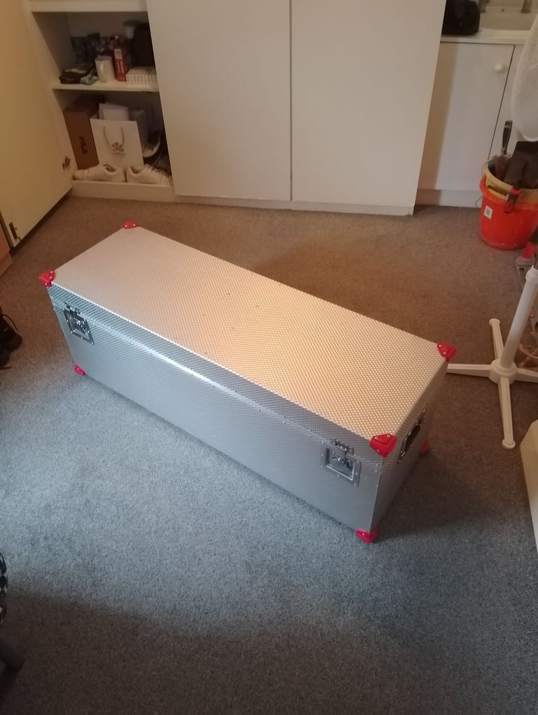 Camera flight box