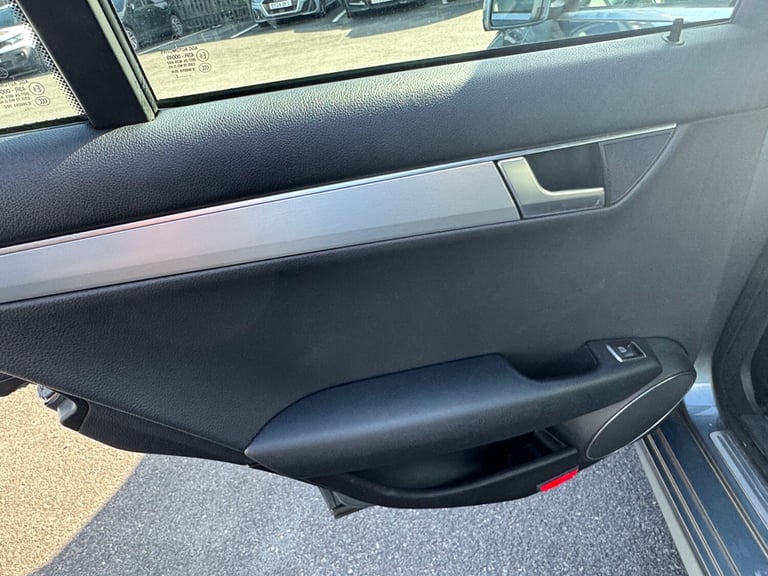 2012 Mercedes-Benz C-Class C180 BlueEFFICIENCY Sport 5dr Auto ESTATE Petrol Automatic