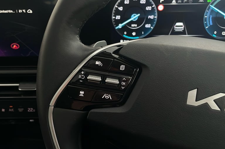  Kia Niro Plug In Hybrid 1.6 Gdi 11.1kwh 4 Suv 5dr Petrol Plug In Hybrid Dct